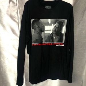 Long sleeve graphic tee